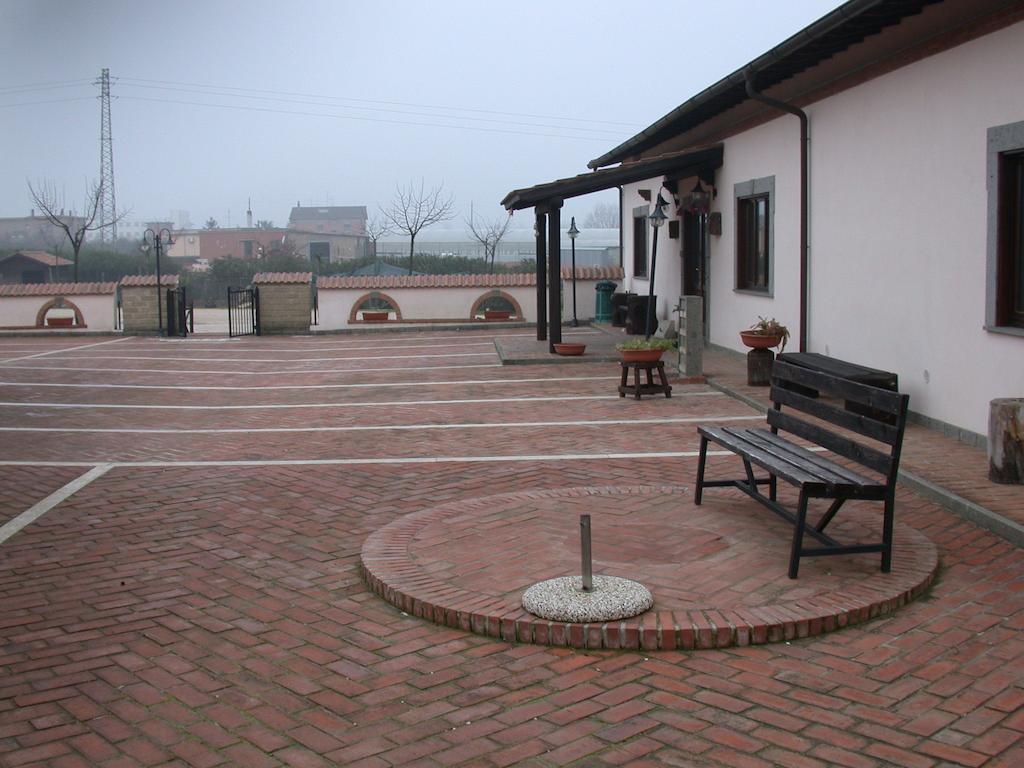 Agriturismo Torre Cristina Aprilia Eksteriør bilde